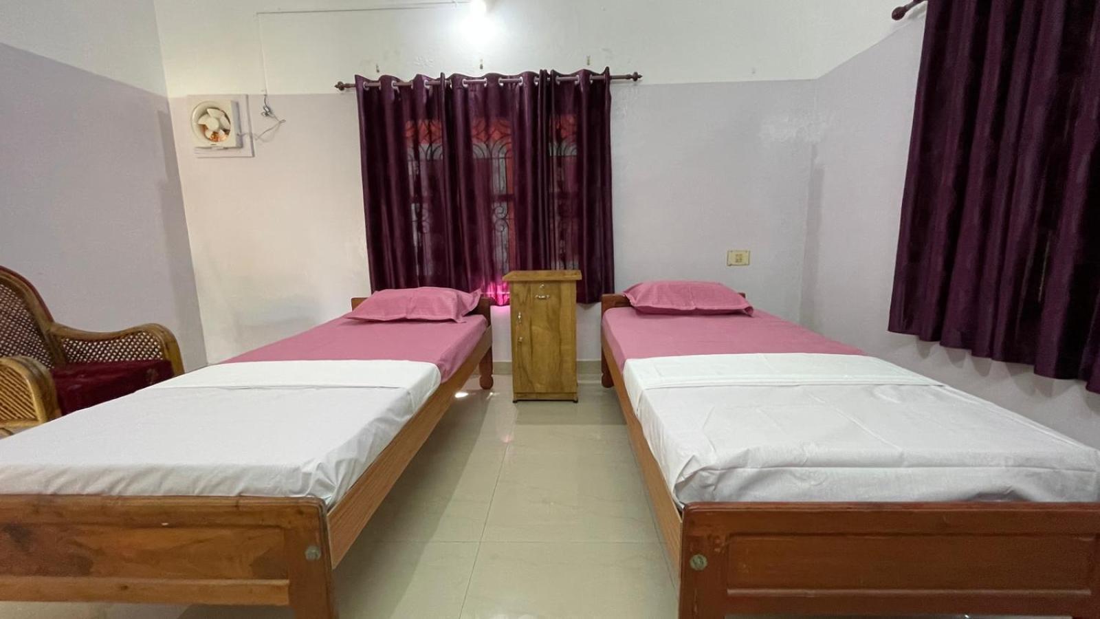 Bee Villa Varkala Esterno foto